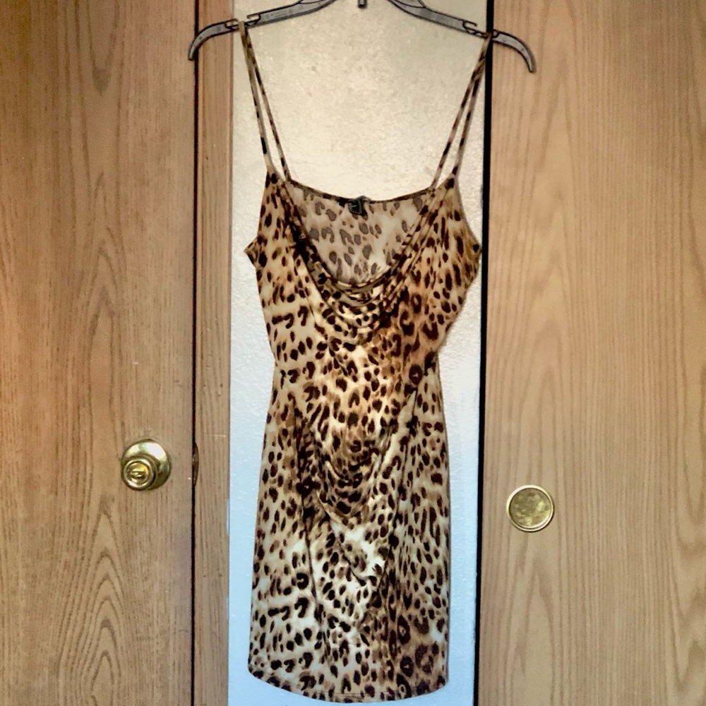Forever 21 cheetah dress💛!